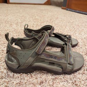Teva Tanza sandals Big Kid Size 6